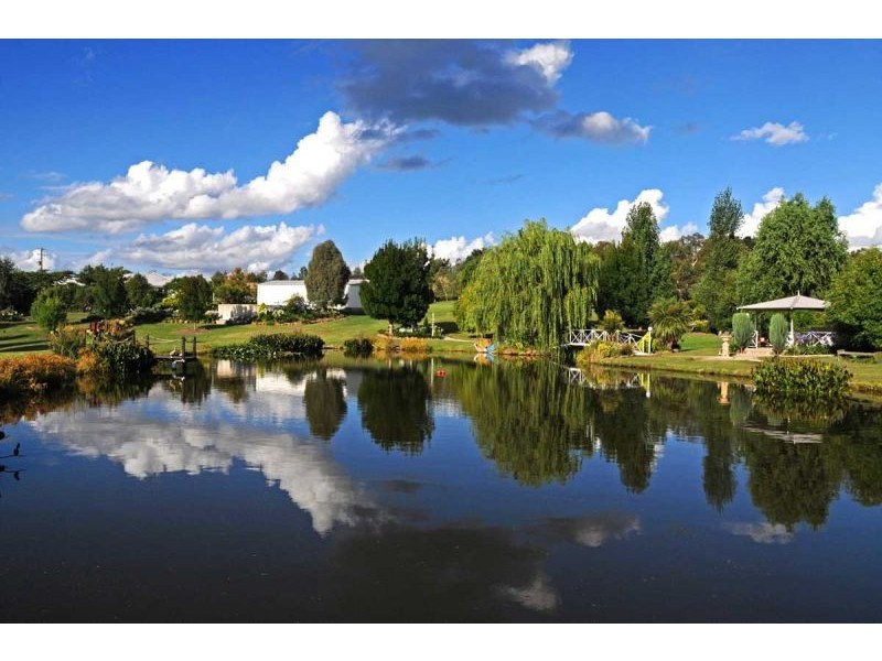 11 Briens Way, Orange NSW 2800