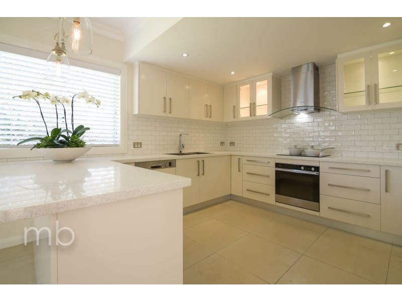 115 Molong Road, Orange NSW 2800