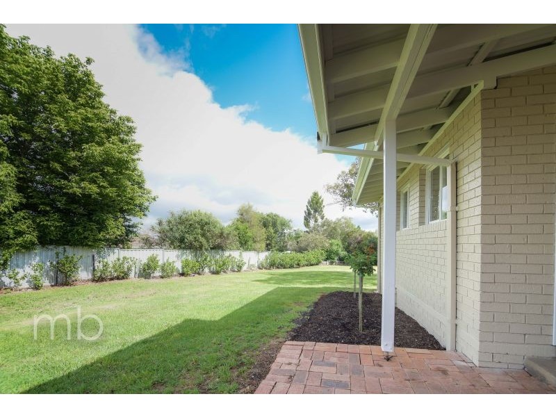 115 Molong Road, Orange NSW 2800