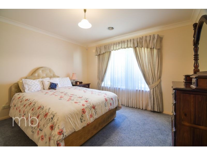 2/32 Warrendine Street, Orange NSW 2800