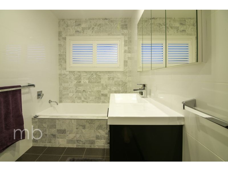507 Burrendong Way, Orange NSW 2800