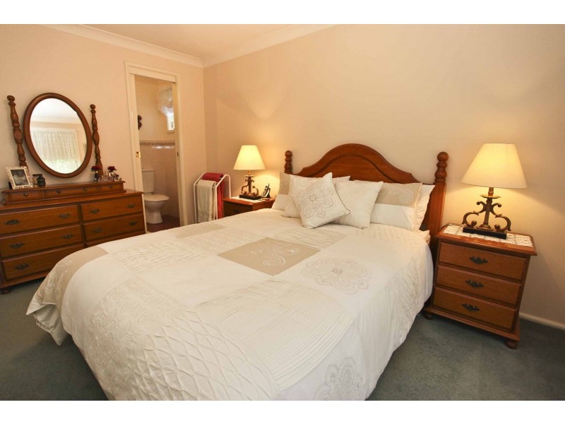 10 Provincial Place, Orange NSW 2800