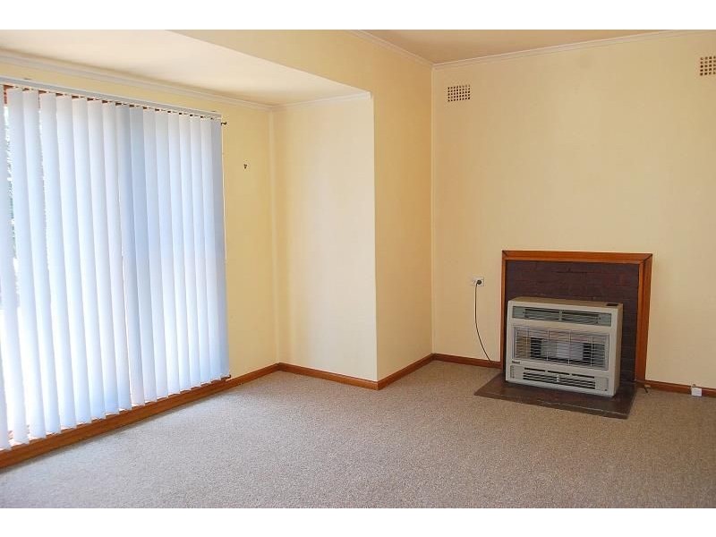 7 Chestnut Avenue, Orange NSW 2800