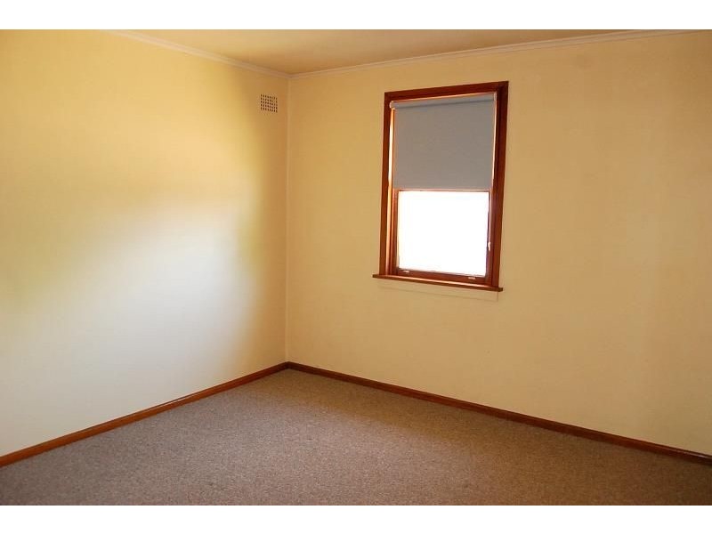 7 Chestnut Avenue, Orange NSW 2800