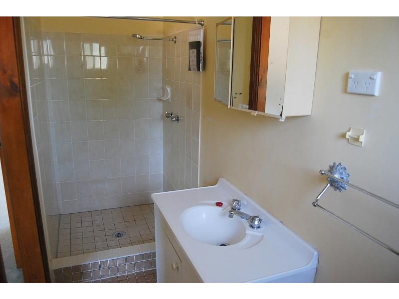 7a Chestnut Avenue, Orange NSW 2800