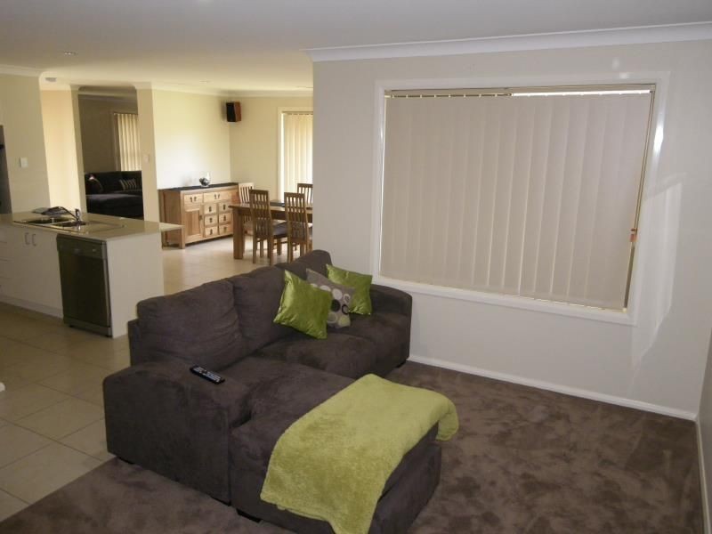 64 Diamond Drive, Orange NSW 2800