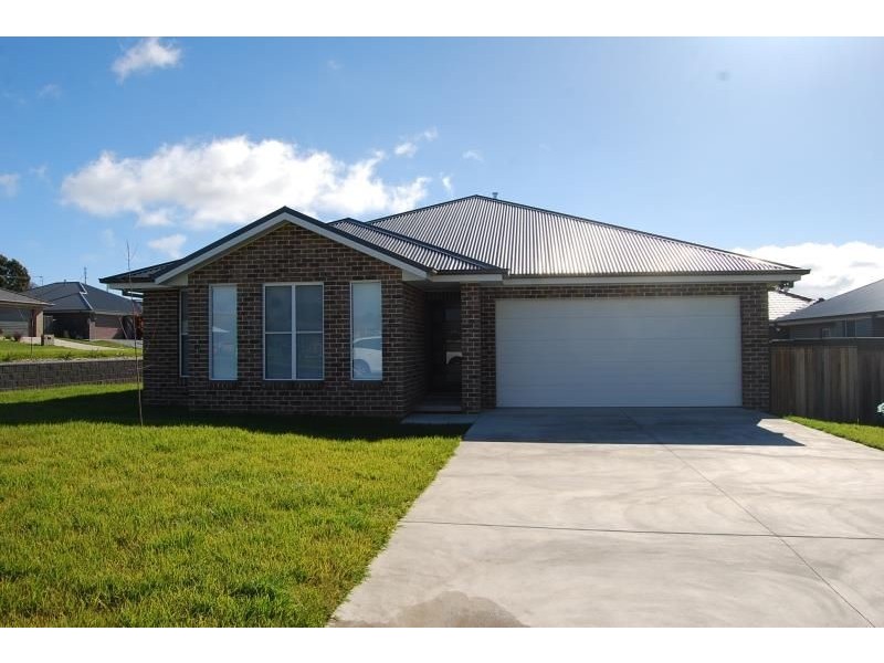 30 Elberta Street, Orange NSW 2800