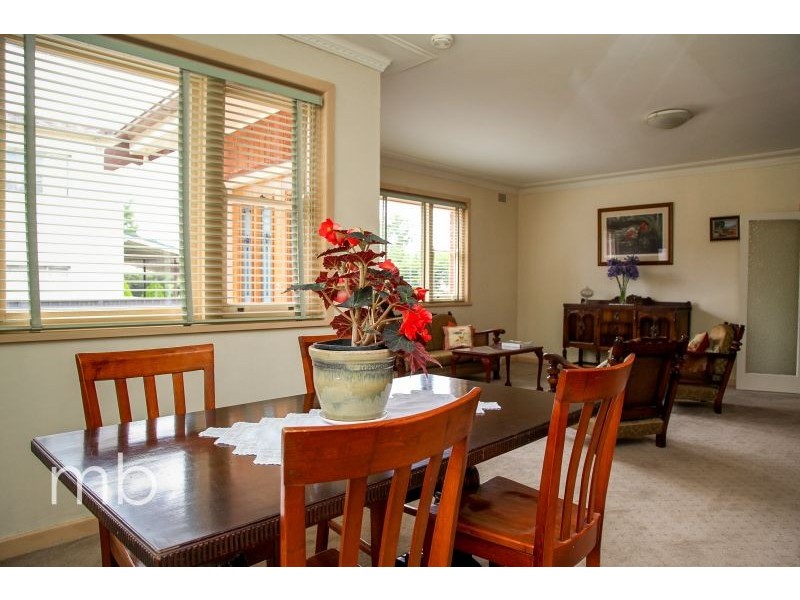 61 Casey Street, Orange NSW 2800