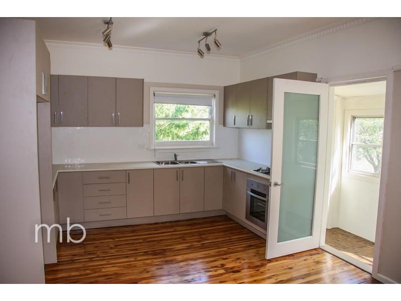 63 Icely Road, Orange NSW 2800