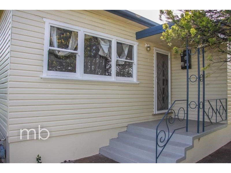 63 Icely Road, Orange NSW 2800