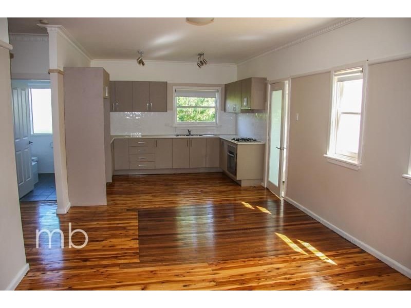 63 Icely Road, Orange NSW 2800