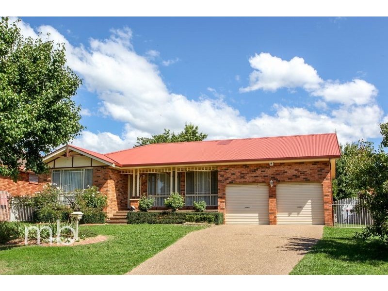 4 Avondale Drive, Orange NSW 2800