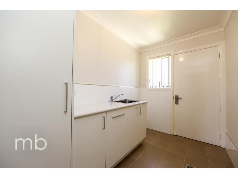 69 Glasson Drive, Orange NSW 2800