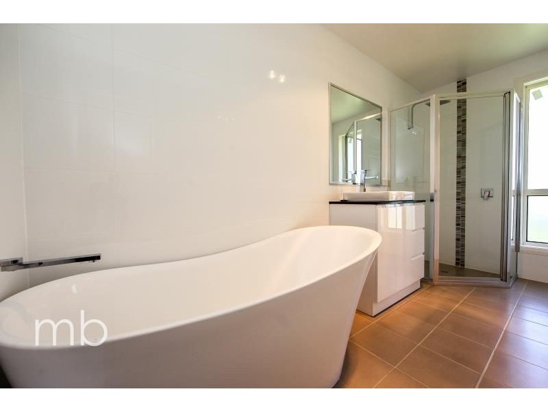 71 Glasson Drive, Orange NSW 2800