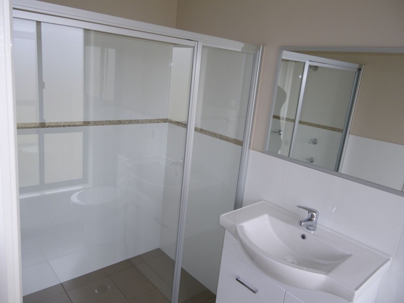 33 Robinson Court, Orange NSW 2800