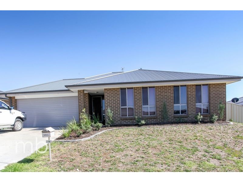 14 Sullivan Circuit, Orange NSW 2800