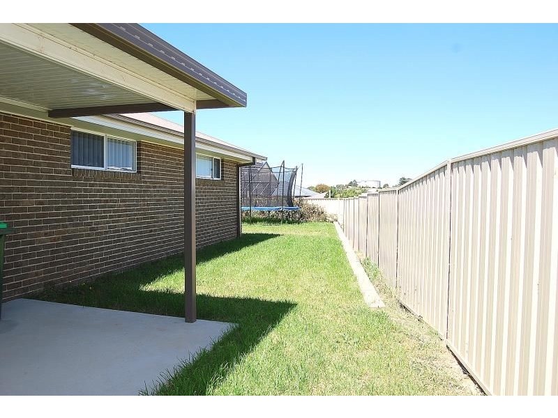 5 Pearl Court, Orange NSW 2800
