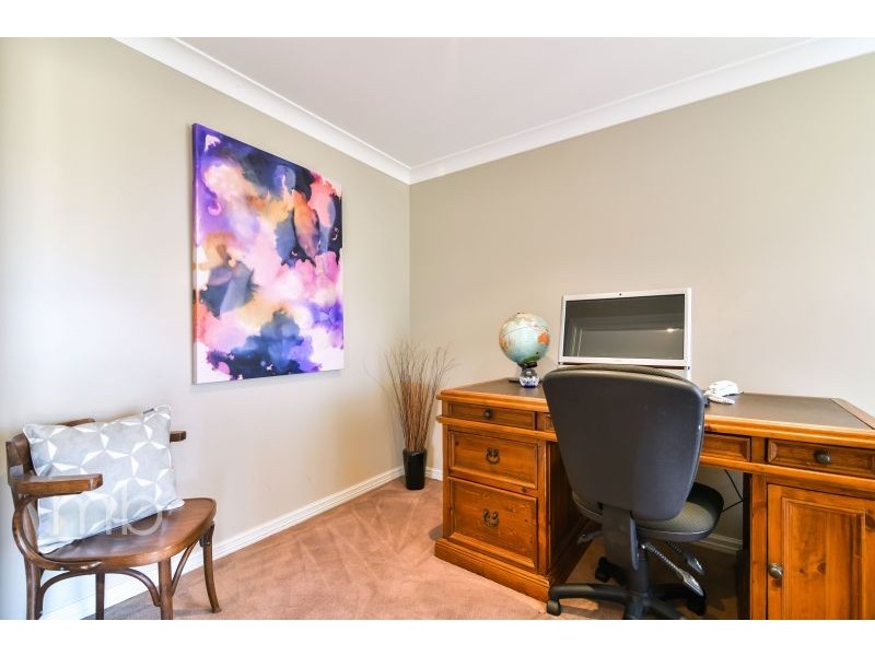 18 Jonathon Road, Orange NSW 2800