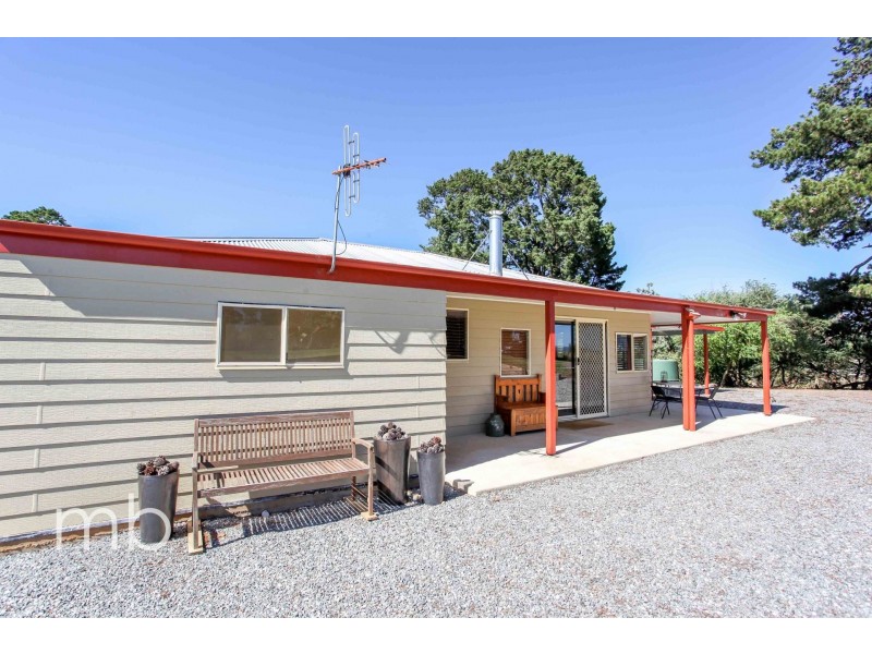 2247 Errowanbang Road, Forest Reefs NSW 2798