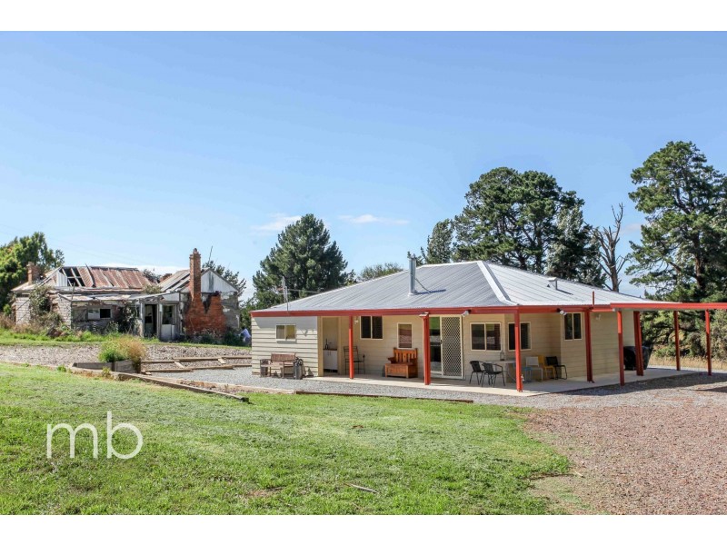 2247 Errowanbang Road, Forest Reefs NSW 2798