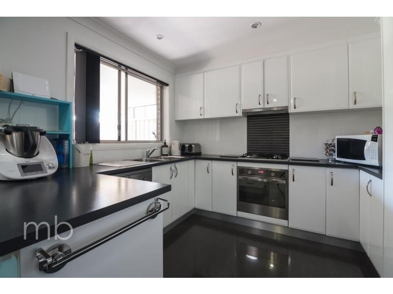 13 Bella Vista Close, Orange NSW 2800