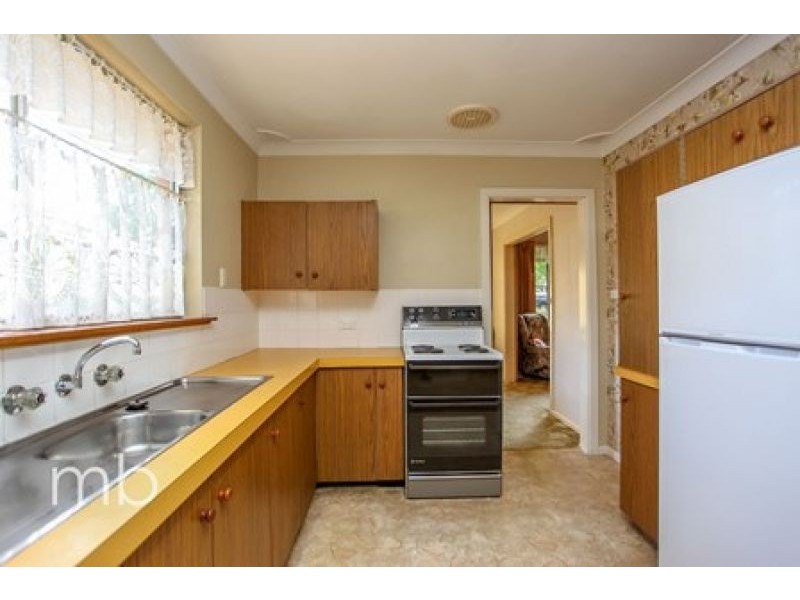 13 Kooronga Avenue, Orange NSW 2800