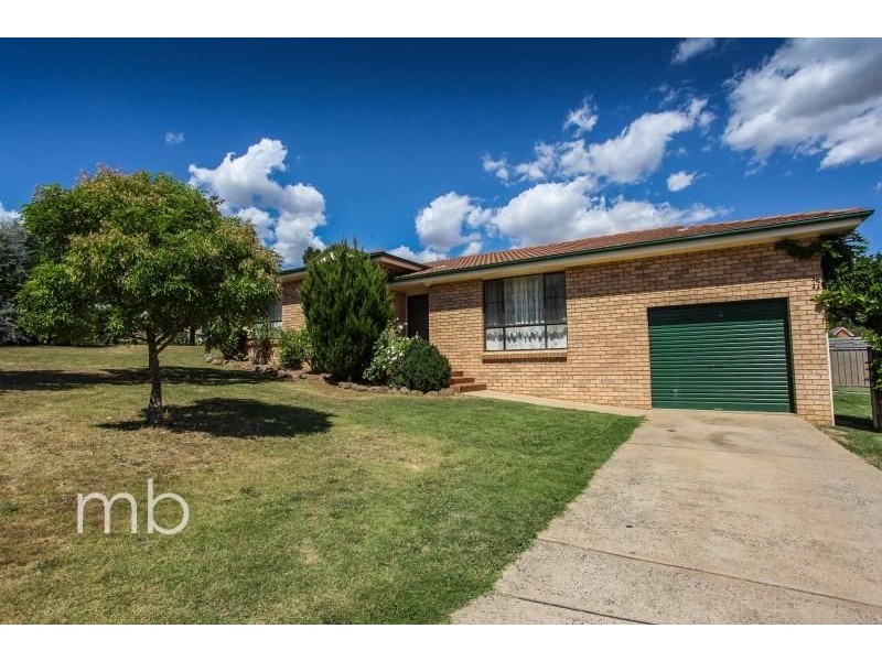 1 Fraser Place, Orange NSW 2800