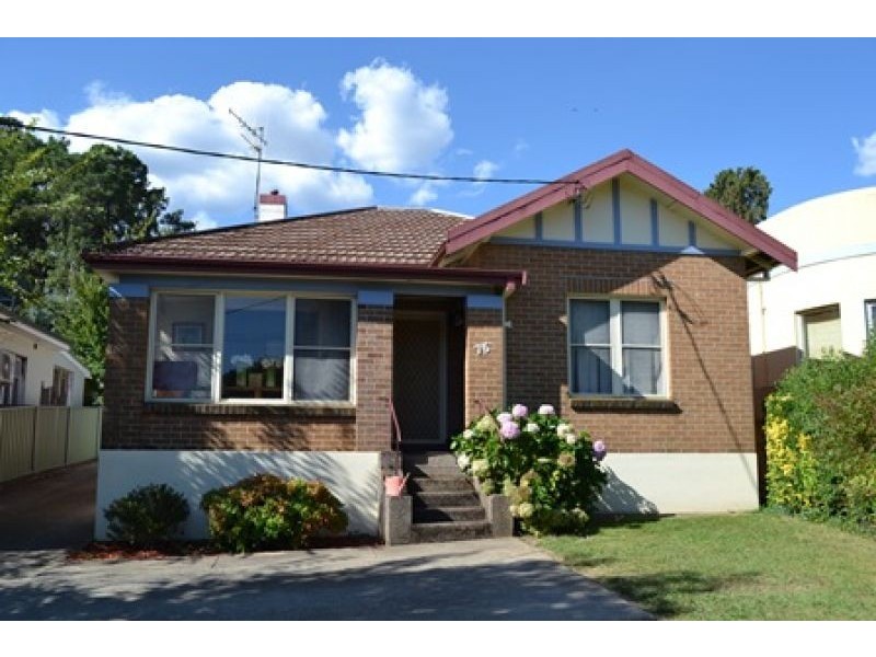 75 Bathurst Road, Orange NSW 2800