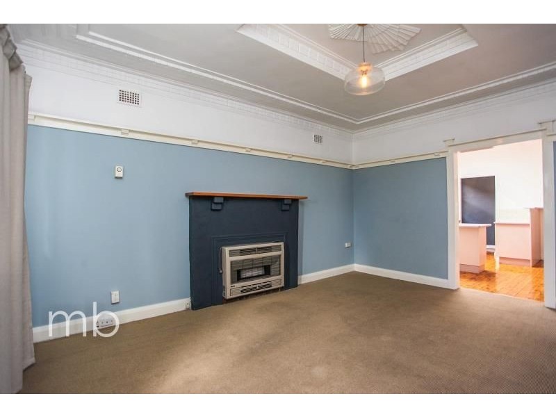 87 Peisley Street, Orange NSW 2800