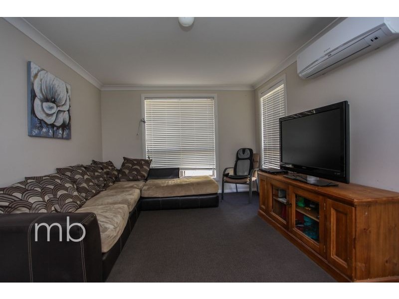 1 Abelia Close, Orange NSW 2800