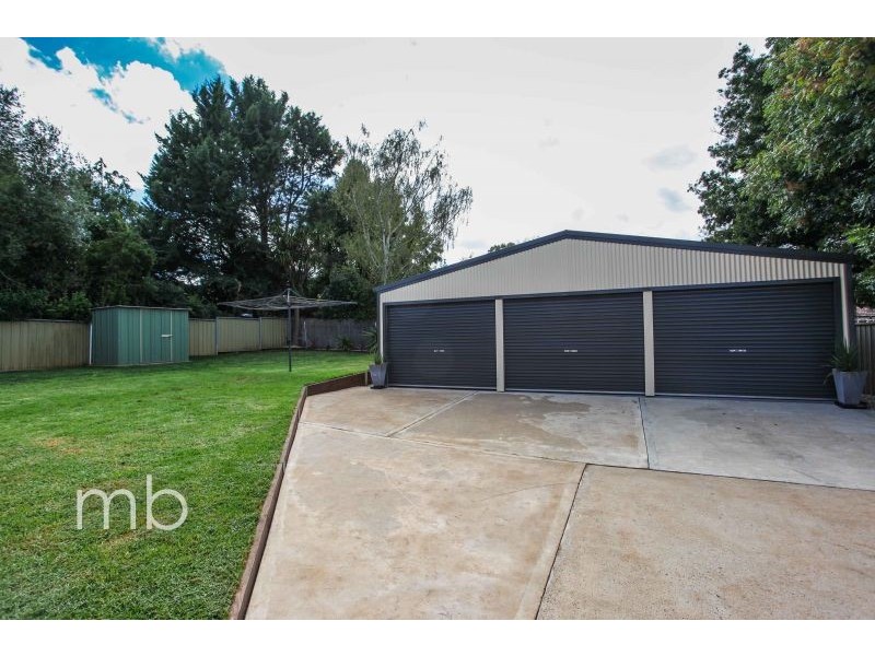 22 Rawle Avenue, Orange NSW 2800