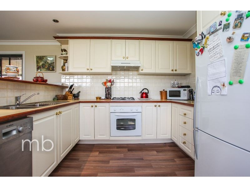 7 McCarron Place, Orange NSW 2800