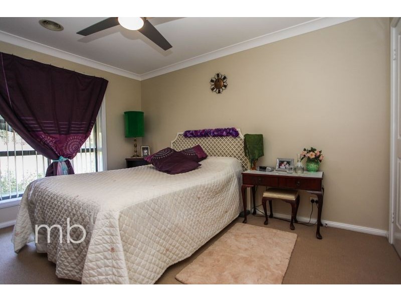 7 McCarron Place, Orange NSW 2800