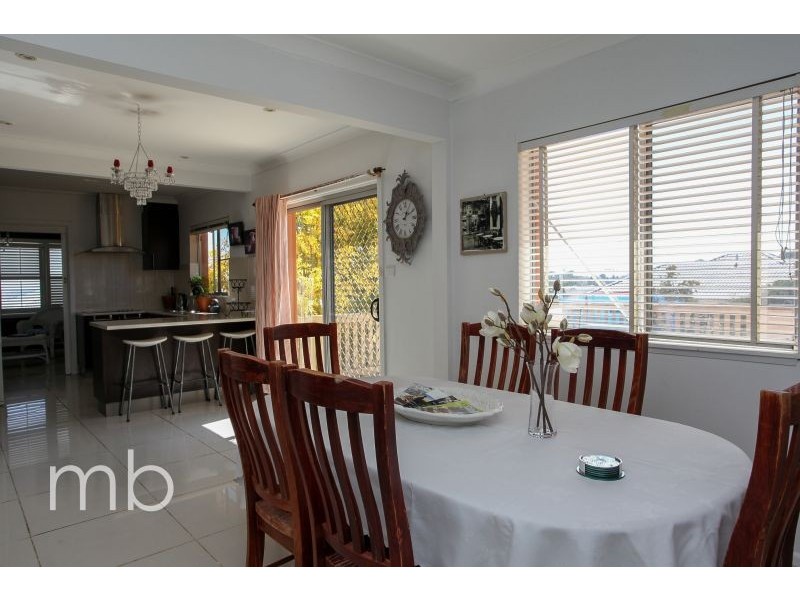 17 Whitney Place, Orange NSW 2800