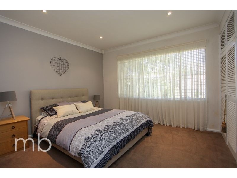 17 Whitney Place, Orange NSW 2800