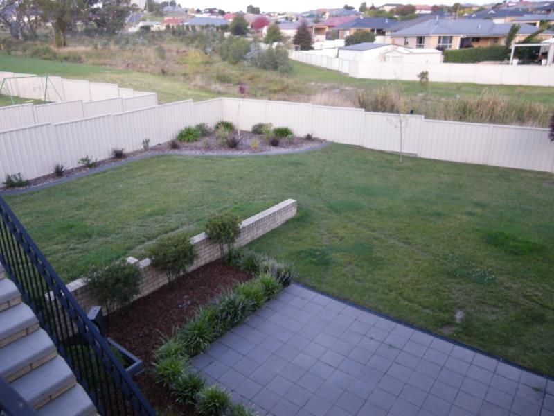 18 Majestic Way, Orange NSW 2800