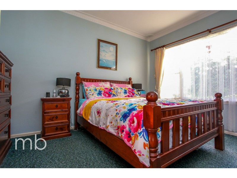 42 Cox Avenue, Orange NSW 2800