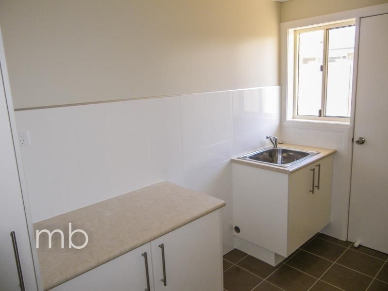 43 Diamond Drive, Orange NSW 2800