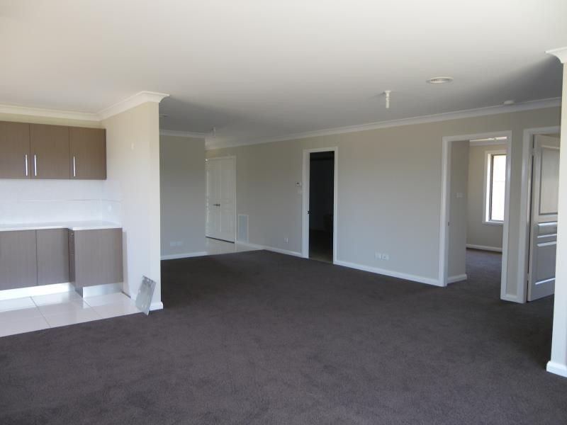 2 Palermo Street, Orange NSW 2800