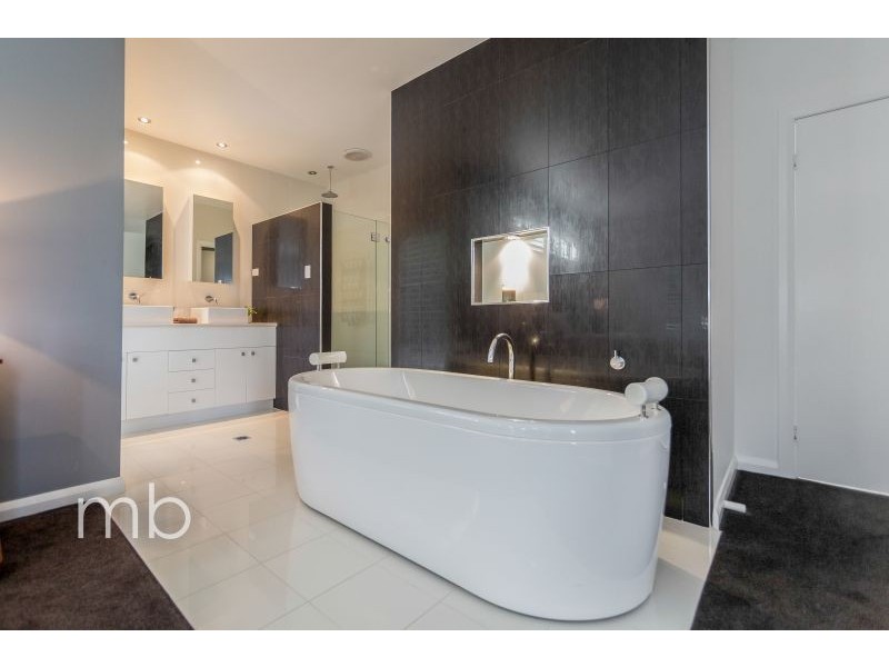 23 Stirling Avenue, Orange NSW 2800