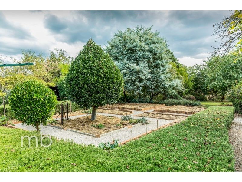 44 Woods Lane, Orange NSW 2800