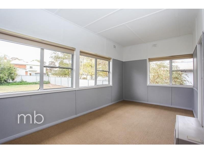 12 Boomerang Street, Millthorpe NSW 2798