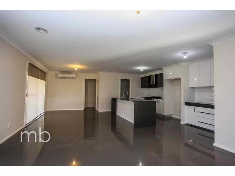 7 Downey Crescent, Orange NSW 2800