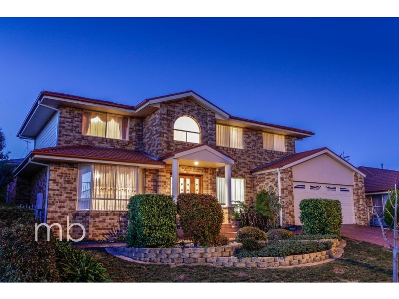 7 Booth Crescent, Orange NSW 2800