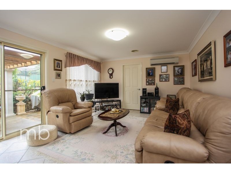 7 Booth Crescent, Orange NSW 2800