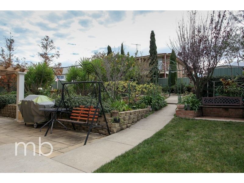 7 Booth Crescent, Orange NSW 2800