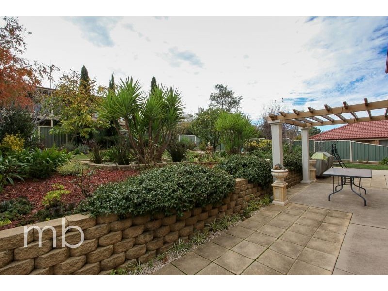 7 Booth Crescent, Orange NSW 2800