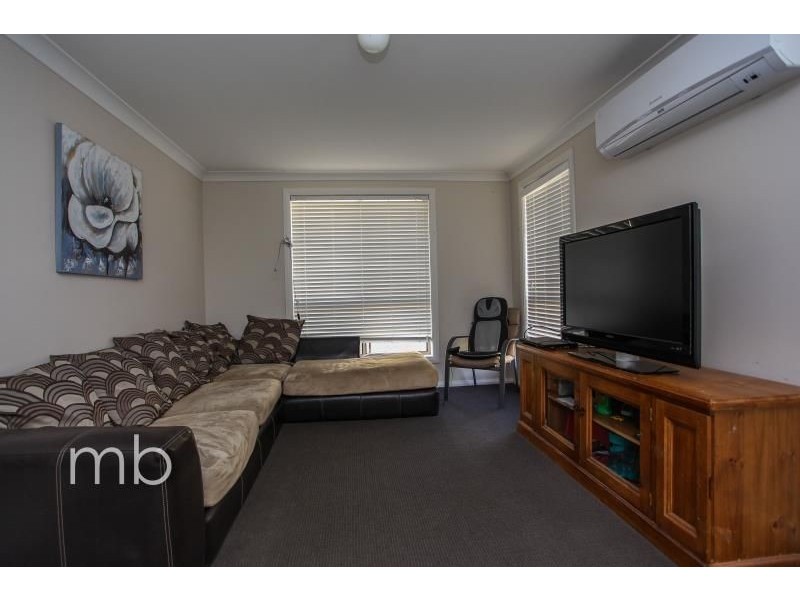 1 Abelia Close, Orange NSW 2800