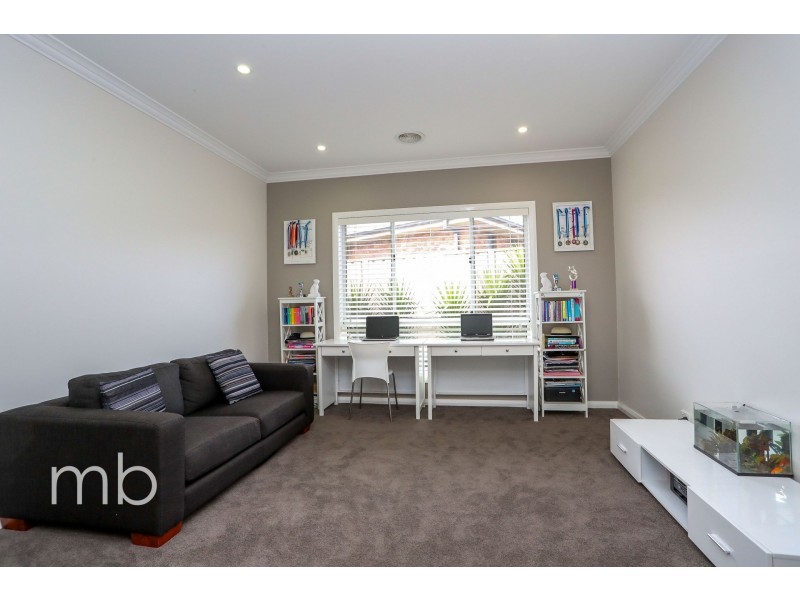 1 Rossetto Close, Orange NSW 2800