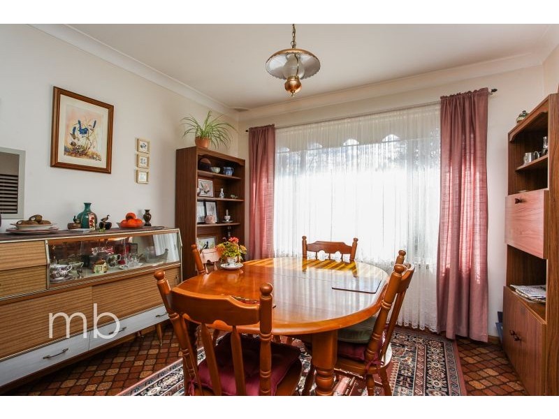 349 Peisley Street, Orange NSW 2800
